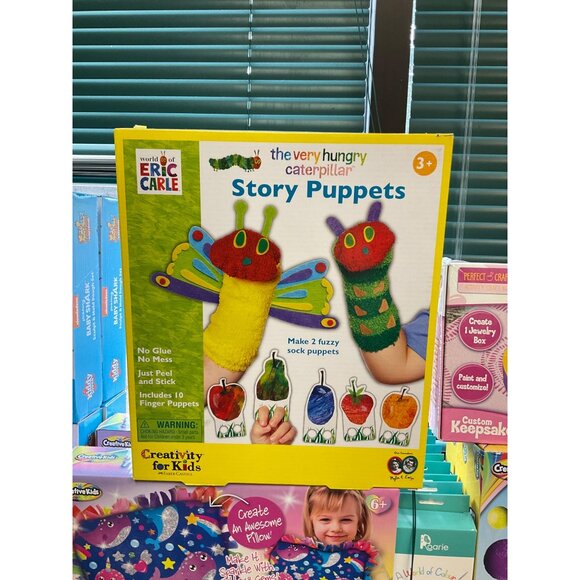 The Very Hungry Caterpillar Story Puppets Kit - Picture 1 of 1